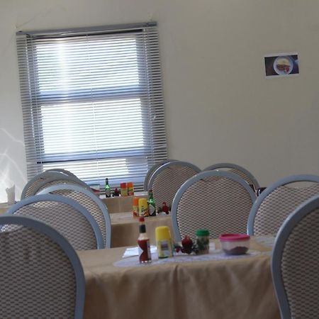 Tsumeb Guesthouse Kamho Ngoại thất bức ảnh