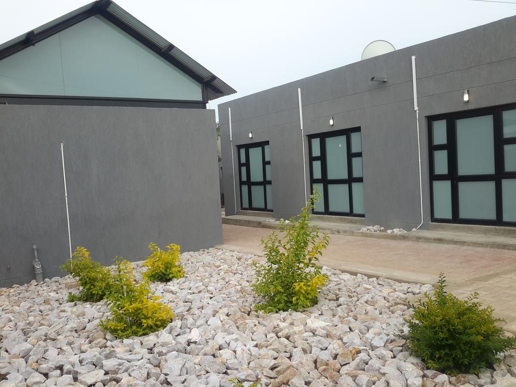 Tsumeb Guesthouse Kamho Ngoại thất bức ảnh