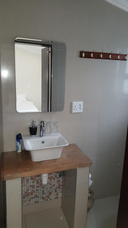 Tsumeb Guesthouse Kamho Ngoại thất bức ảnh