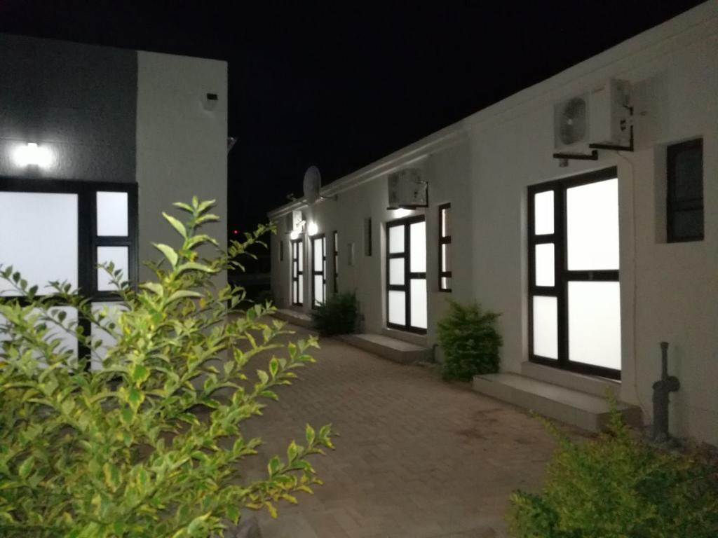 Tsumeb Guesthouse Kamho Ngoại thất bức ảnh