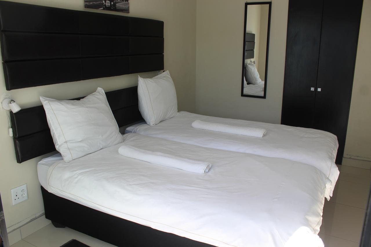 Tsumeb Guesthouse Kamho Ngoại thất bức ảnh