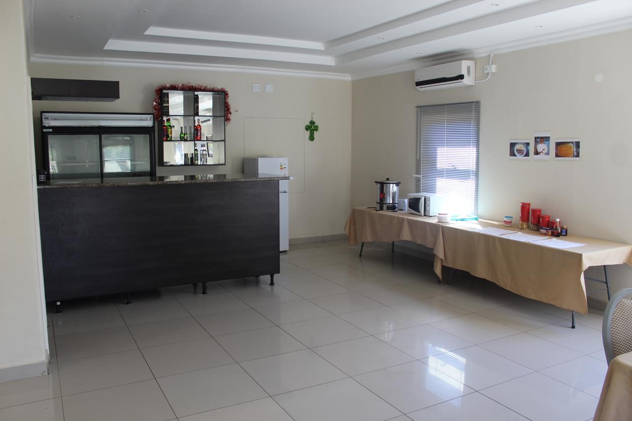 Tsumeb Guesthouse Kamho Ngoại thất bức ảnh